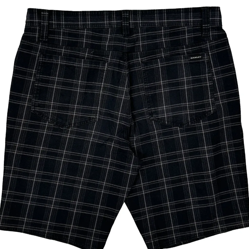 Oakley Checked Shorts - 34W 11L Black Cotton - Image 8