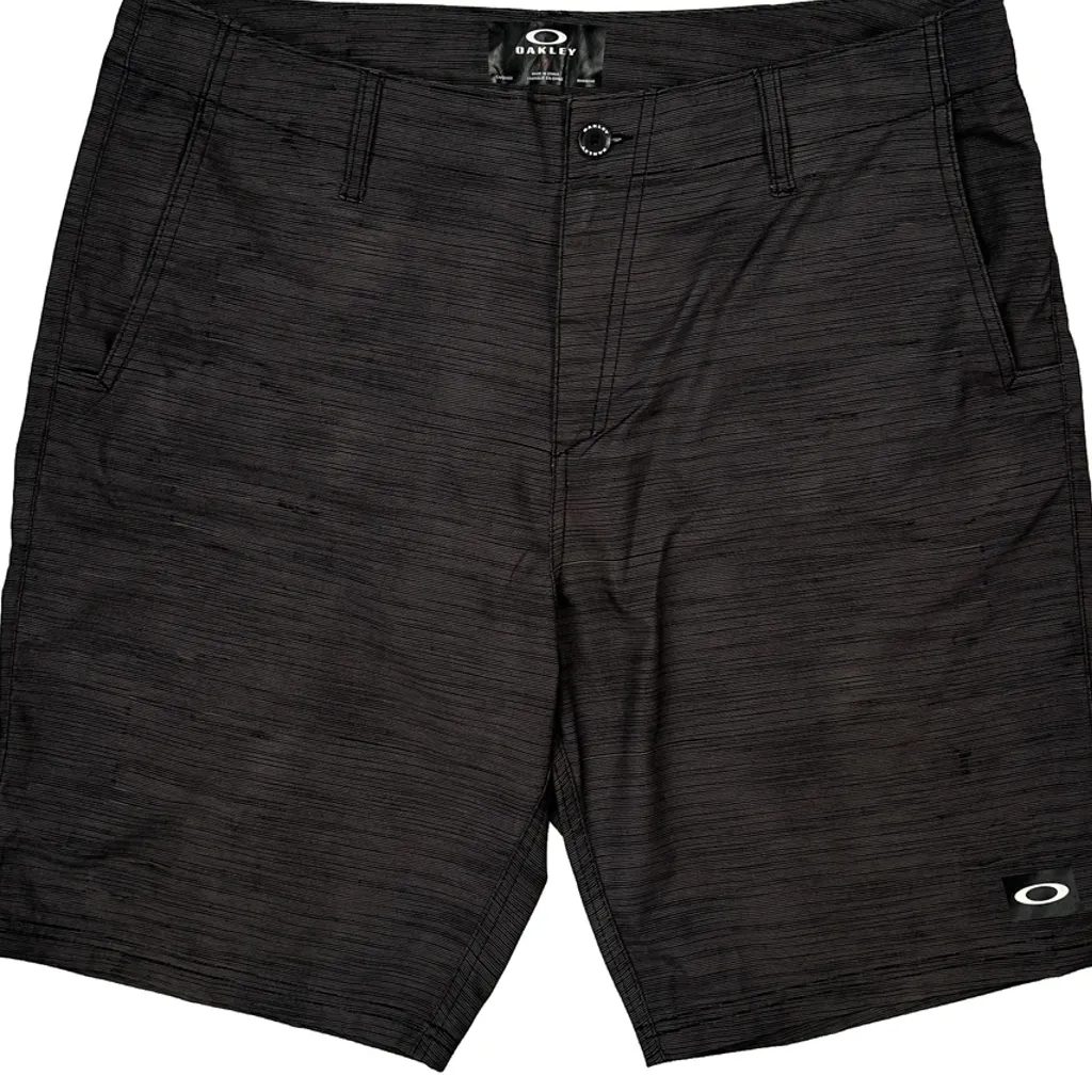 Oakley Shorts - 36W 10L Black Polyester - Image 10