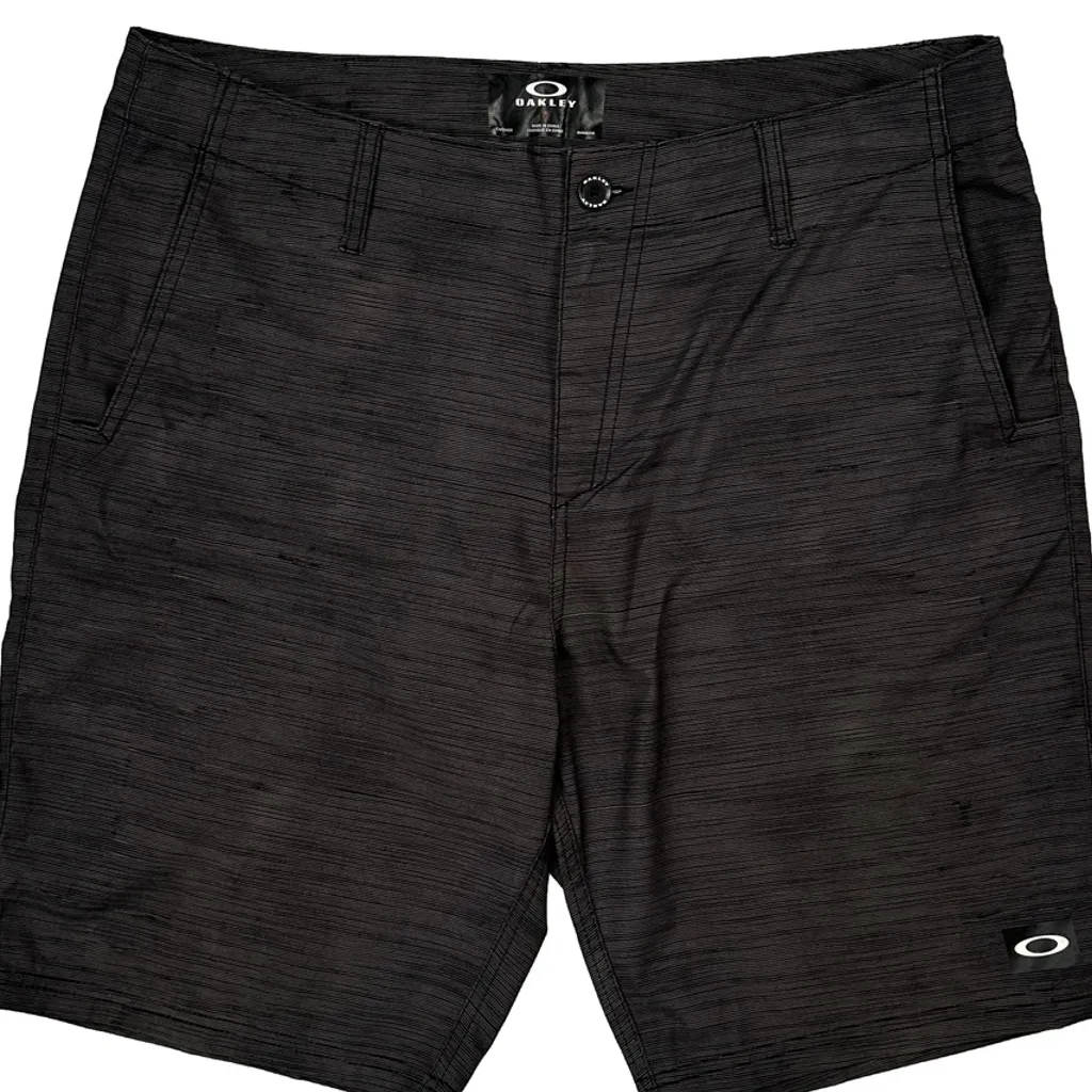 Oakley Shorts - 36W 10L Black Polyester - Image 9