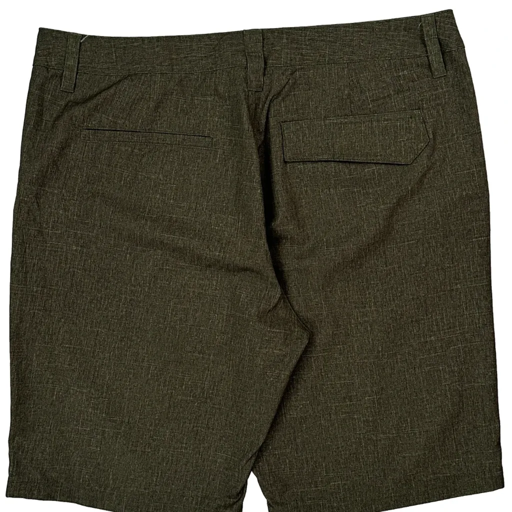 Oakley Shorts - 36W 11L Green Polyester - Image 8