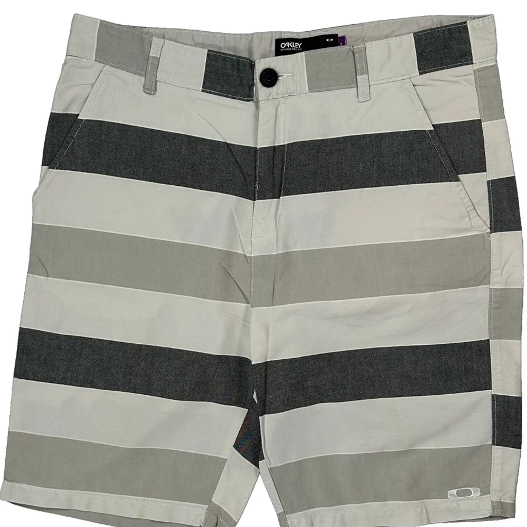 Oakley Striped Shorts - 36W 11L Grey Cotton - Image 9