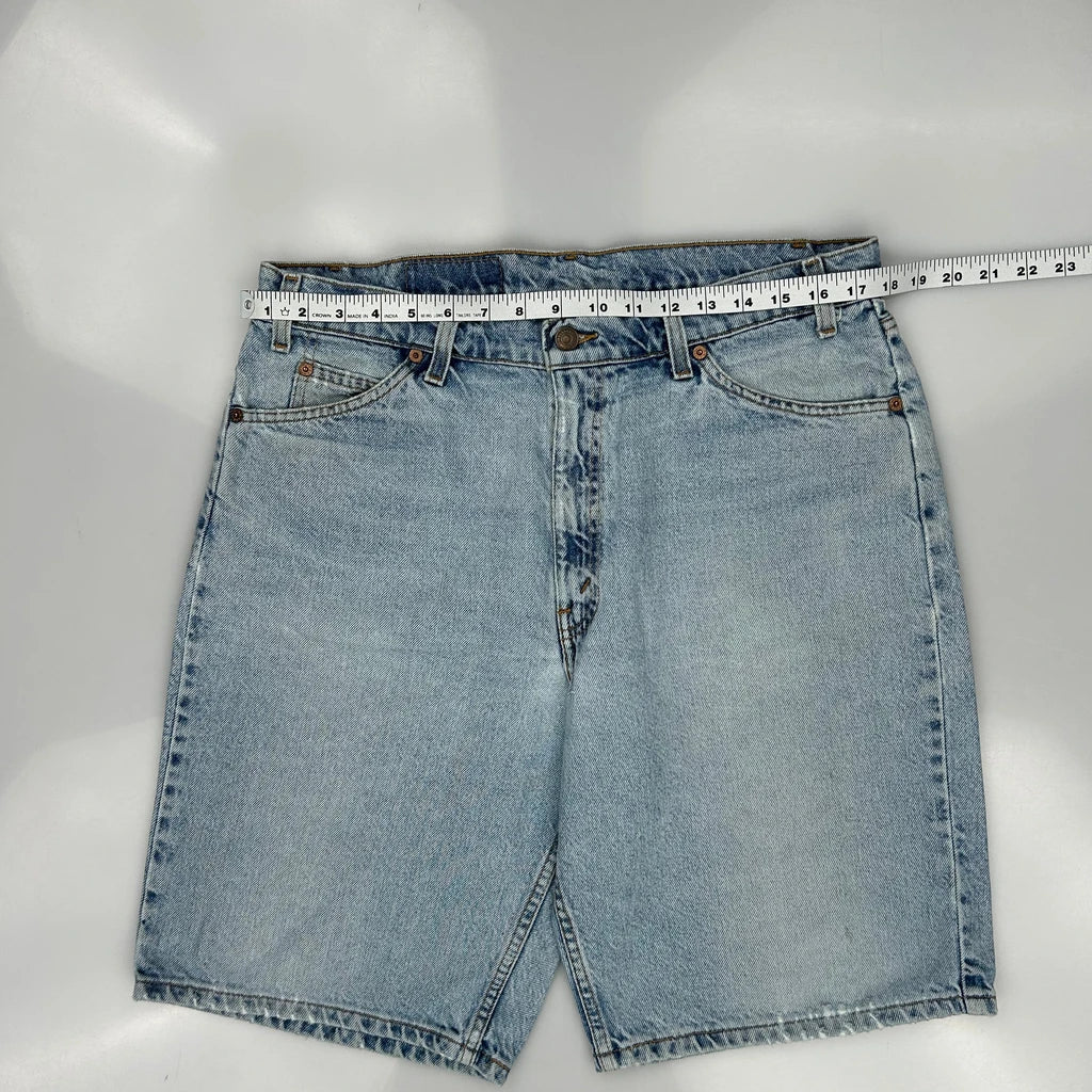 Orange Tab Levis 550 Baggy Denim Shorts - 35W 9L Light Wash Denim - Image 3