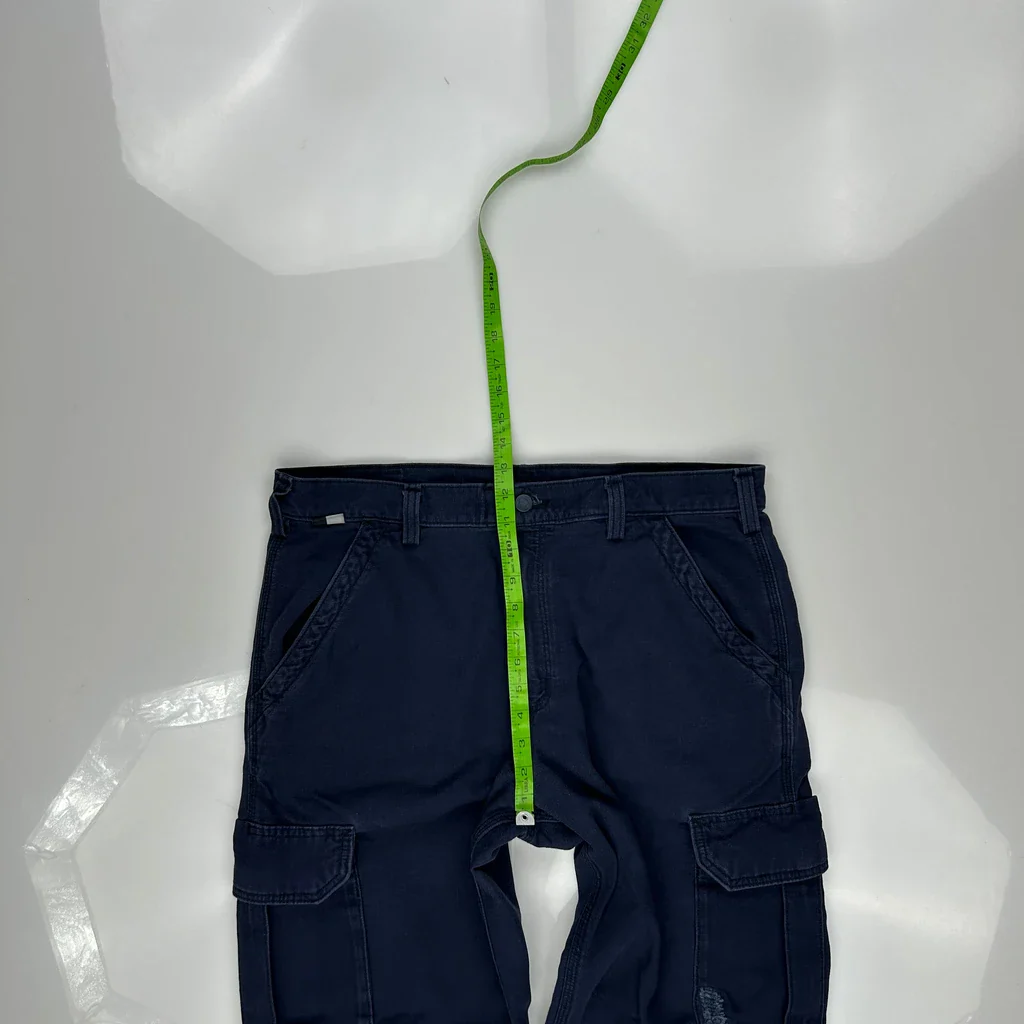 Original Fit Carhartt Cargo Trousers - 36W 29L Navy Cotton Blend - Image 4