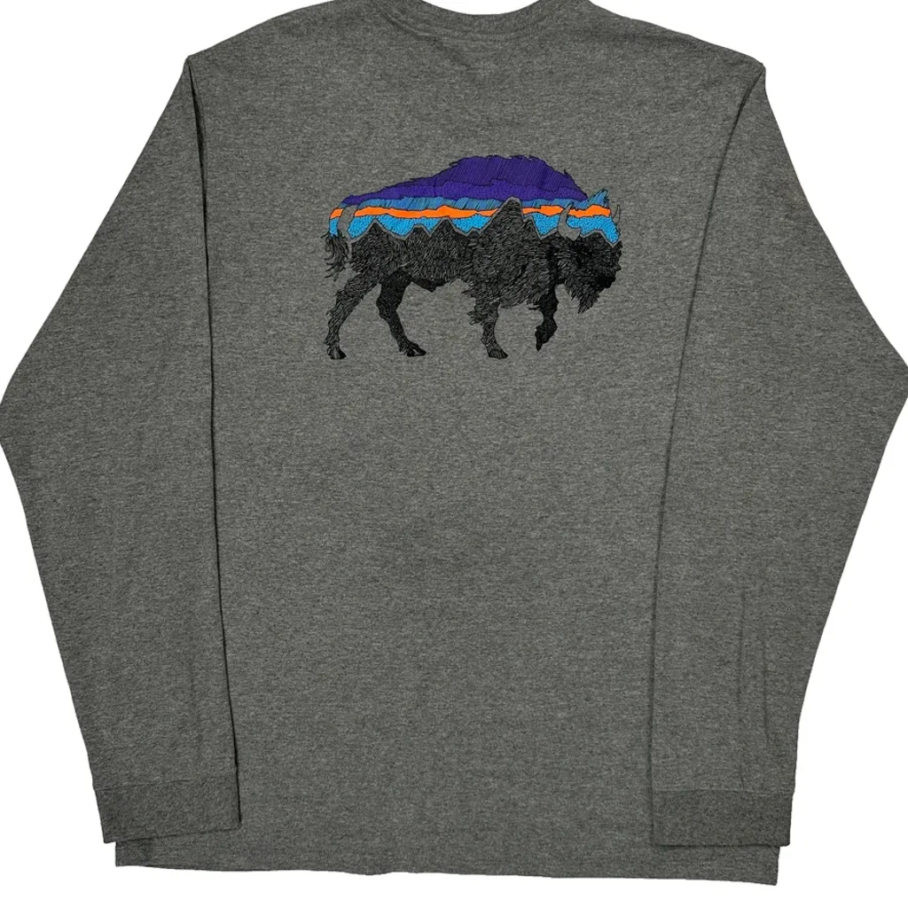 Patagonia Graphic Long Sleeve T-Shirt - Large Gray Cotton - Image 7
