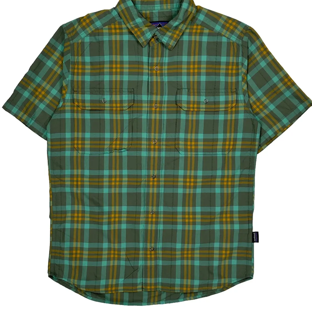Patagonia Checked Short Sleeve Shirt - Small Green Polyester - Image 4