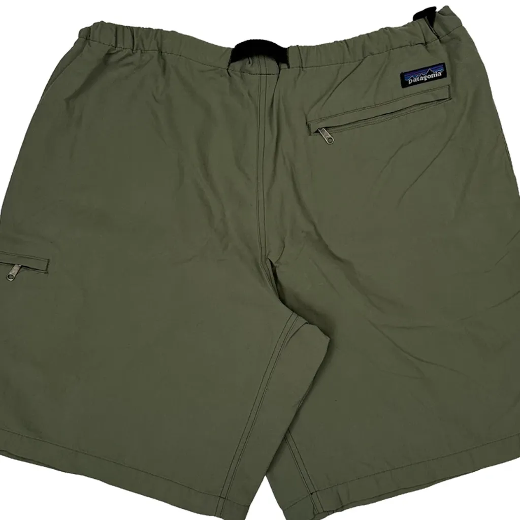 Patagonia Shorts - Mediumw 8L Green Nylon - Image 6