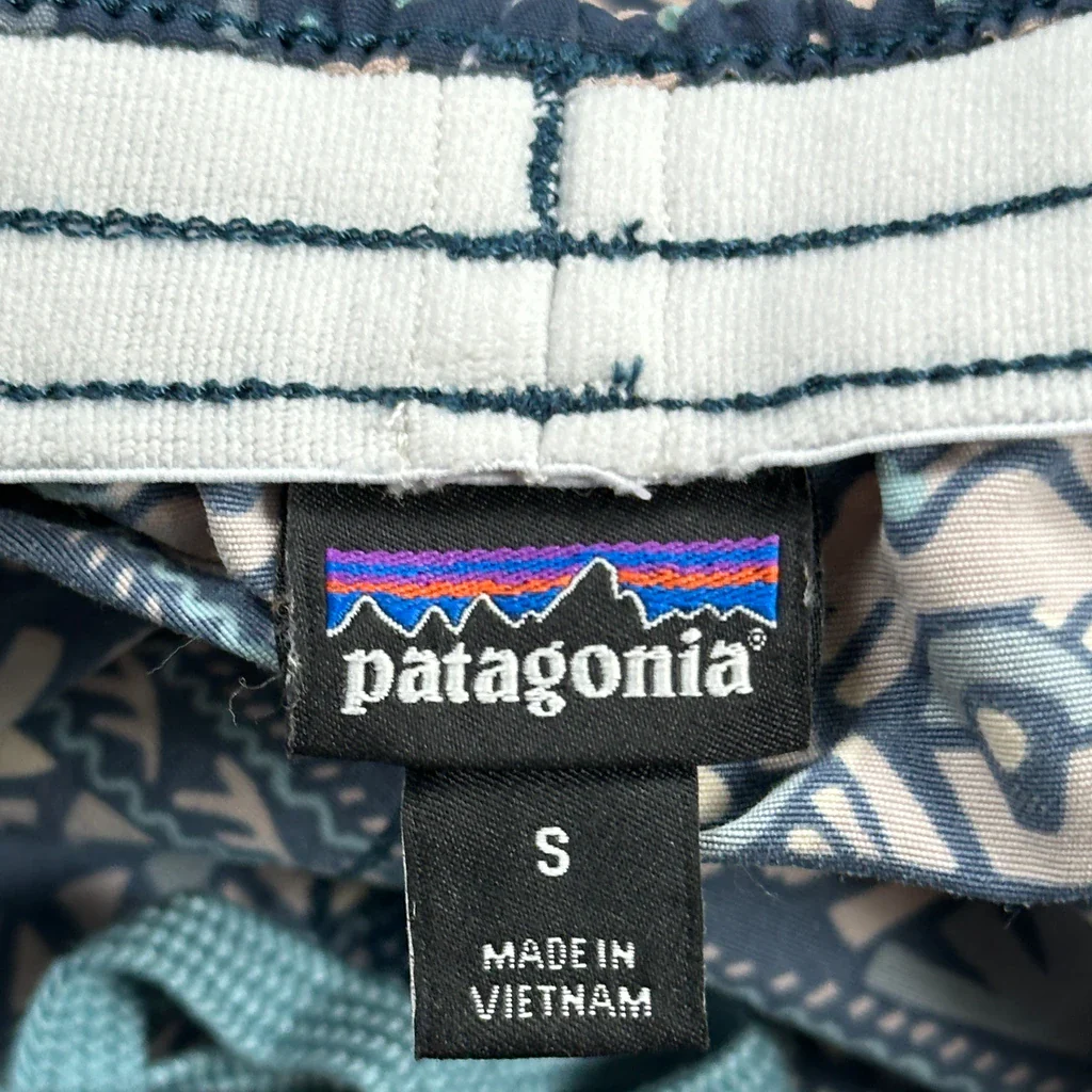 Patagonia Aztec Tennis Style Shorts - Small Multicoloured Polyester - Image 3