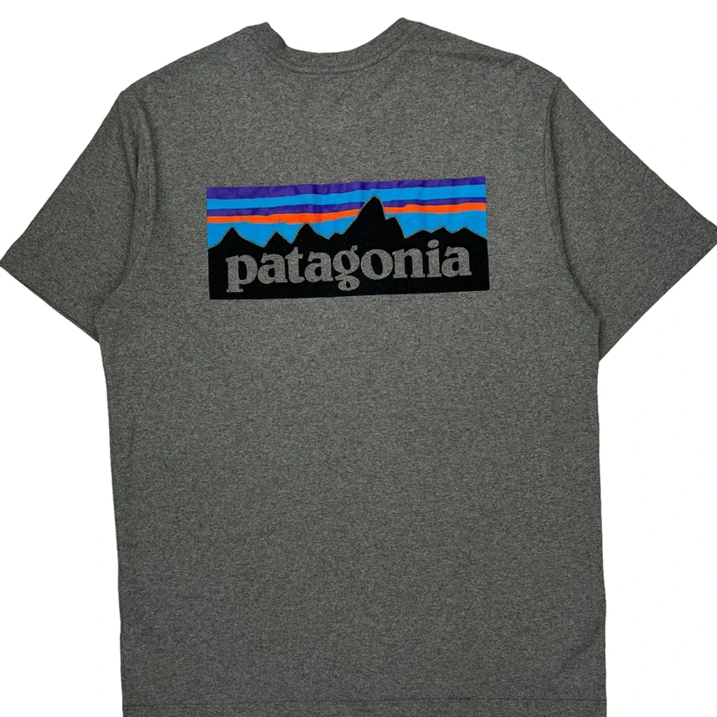 Patagonia T-Shirt - Small Gray Cotton - Image 6