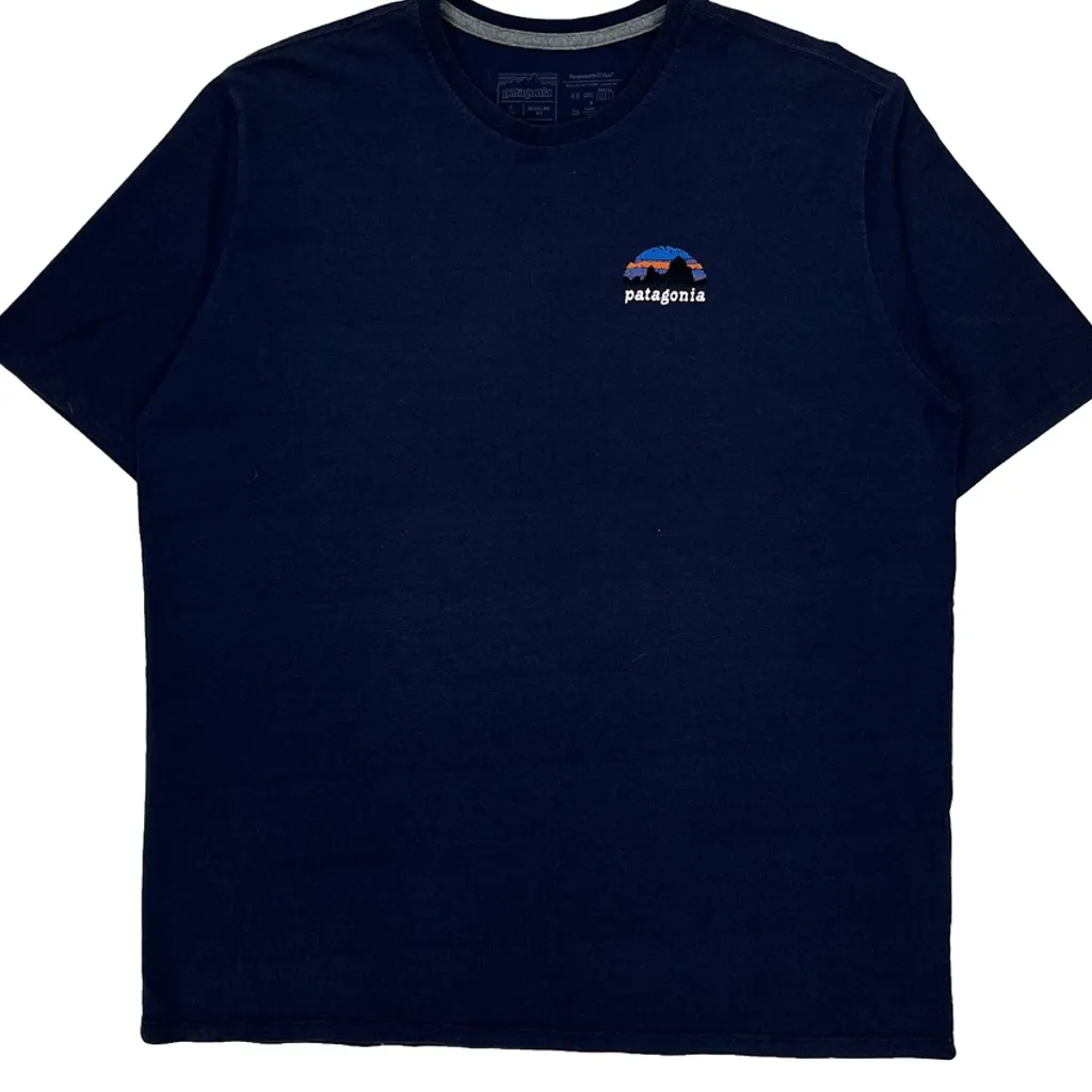 Patagonia Graphic T-Shirt - Large Navy Cotton - Image 4