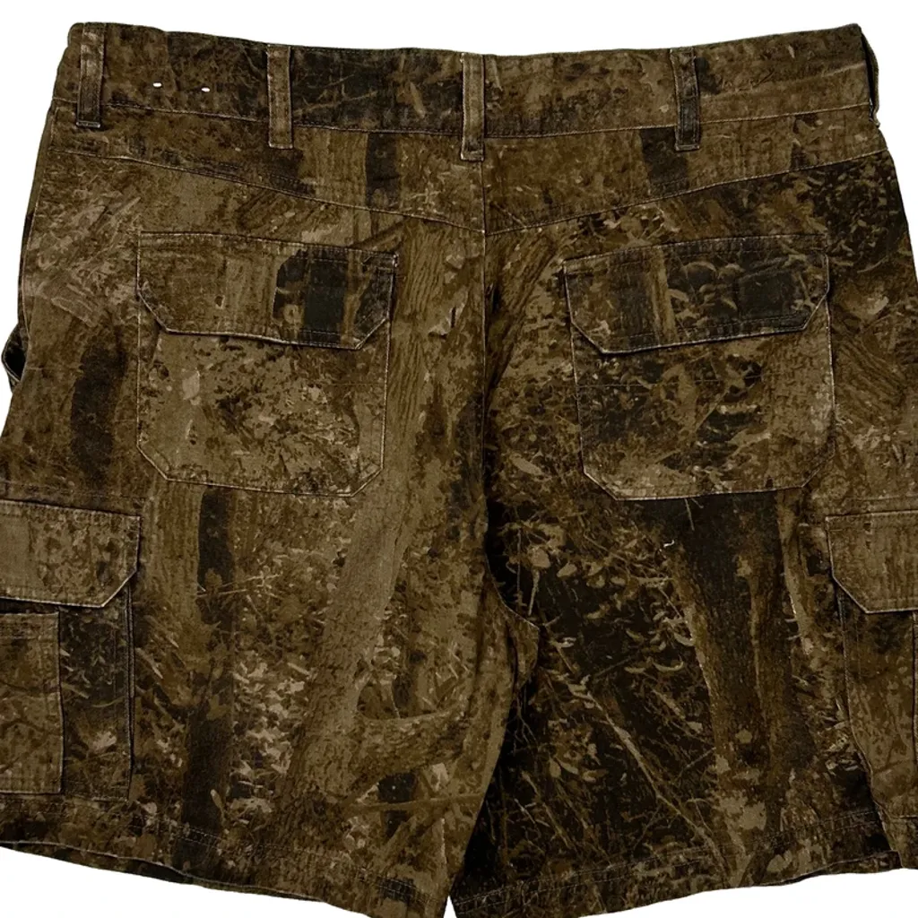 Reel Legends Camo Cargo Shorts - 36W 8L Brown Cotton - Image 8