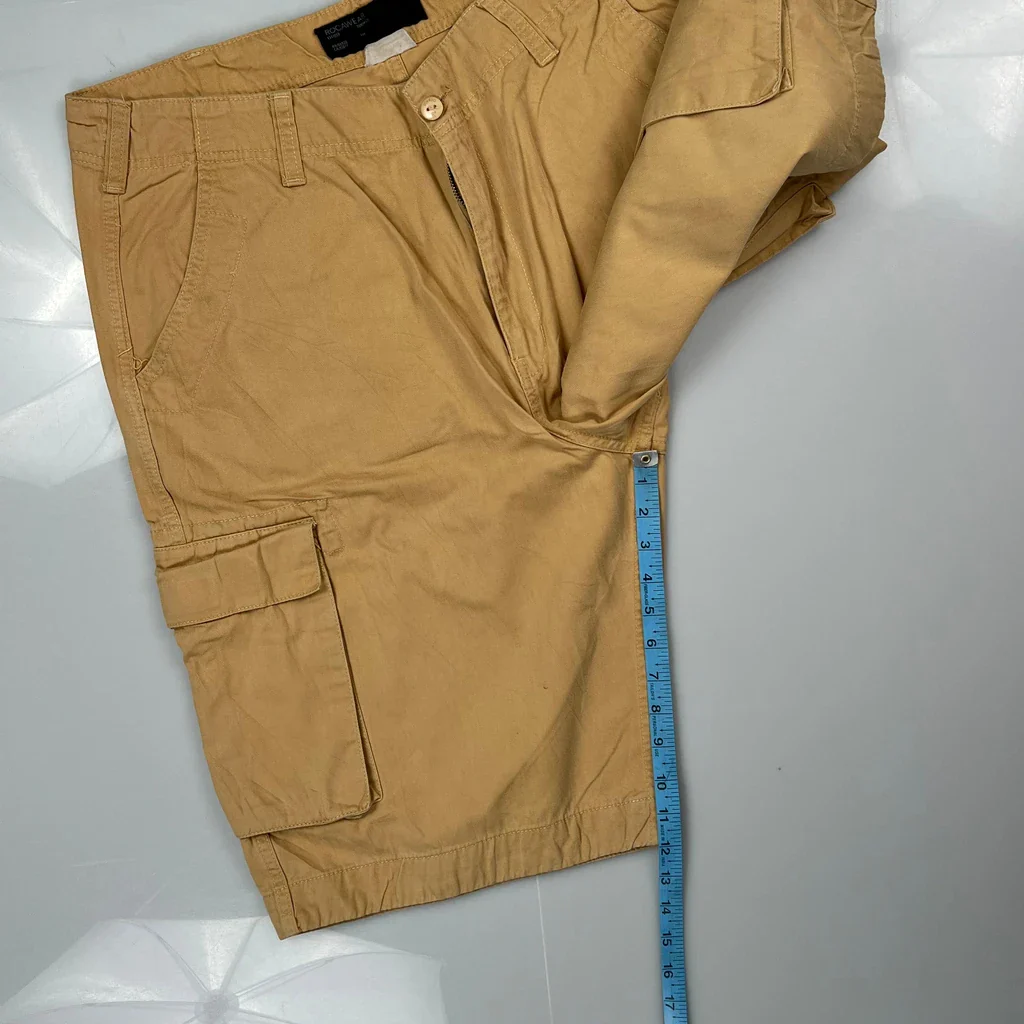 Rocawear Cargo Shorts - 36W 11L Beige Cotton - Image 5