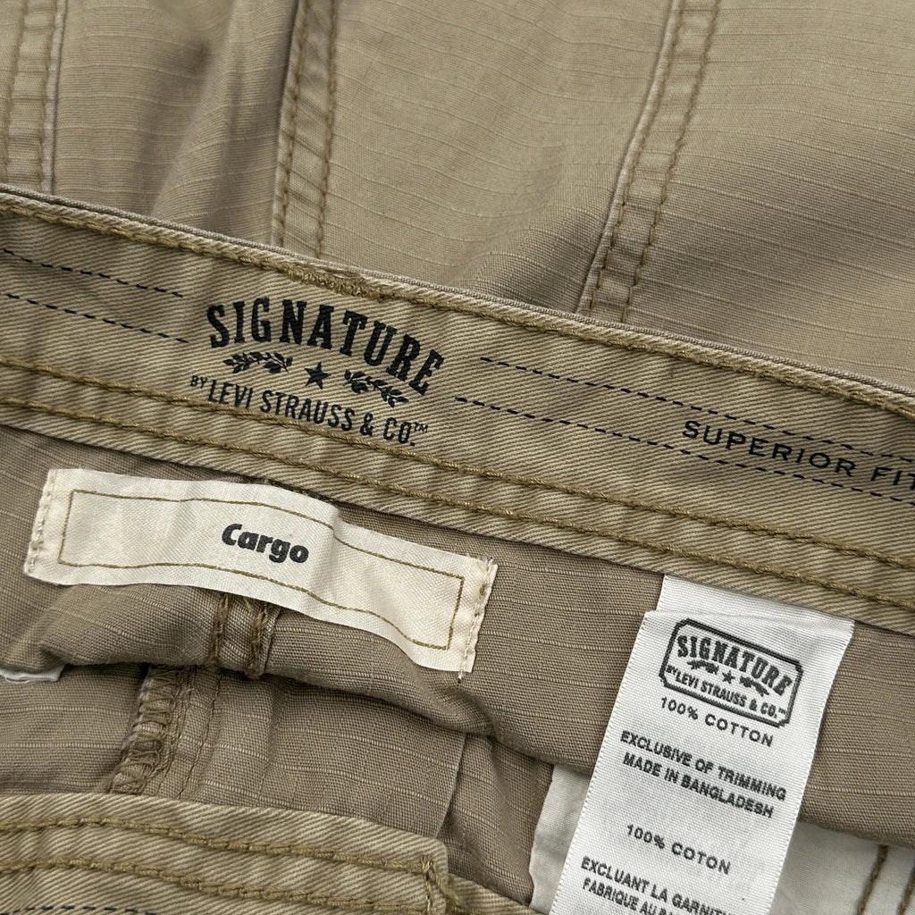 Signature By Levis Cargo Shorts - 34W 11L Beige Cotton - Image 6