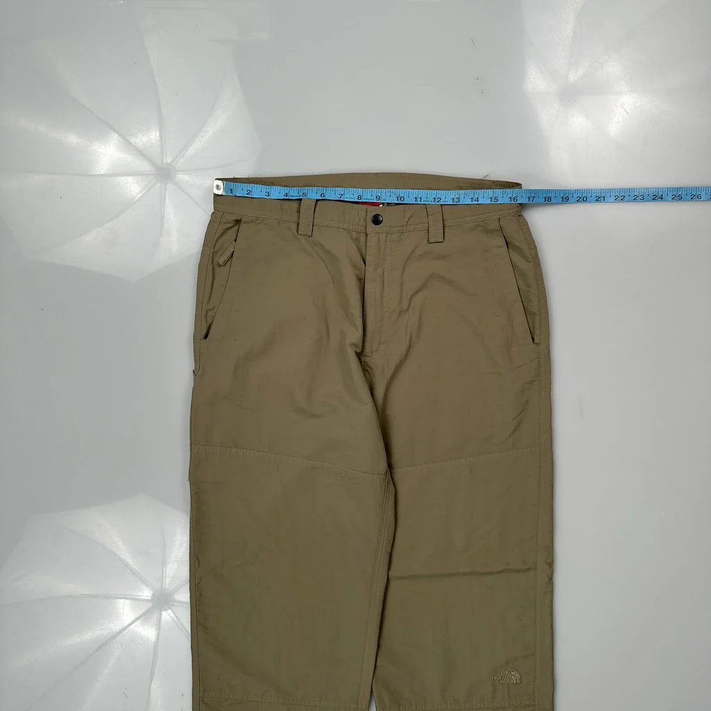 The North Face Cargo Trousers - 32W 31L Khaki Nylon - Image 3