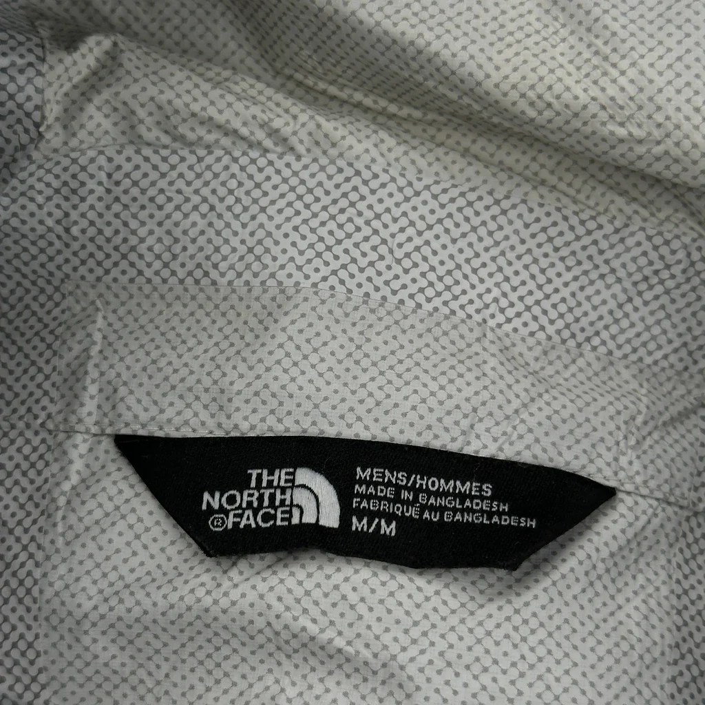 The North Face Waterproof Jacket - Medium Black Polyester - Image 3
