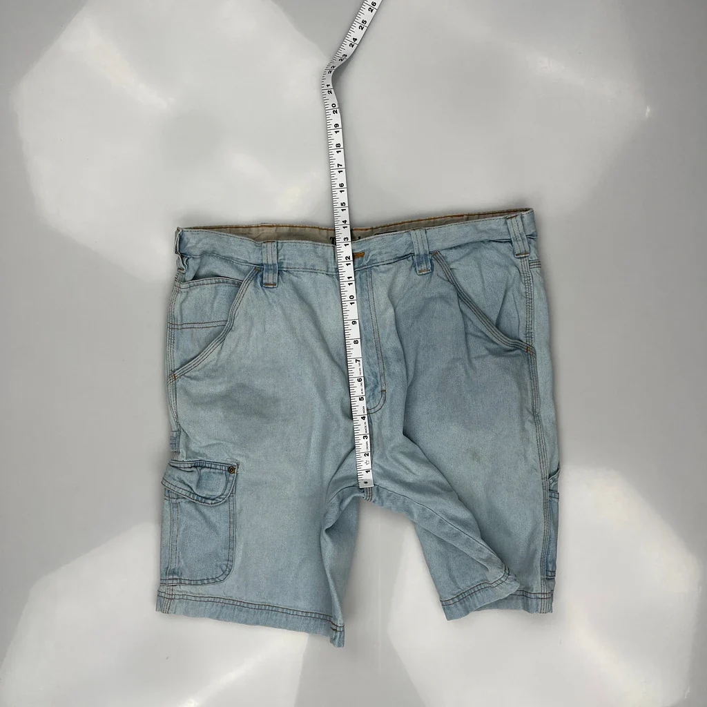 Timberland Carpenter Shorts - 36W 9L Light Wash Cotton - Image 4