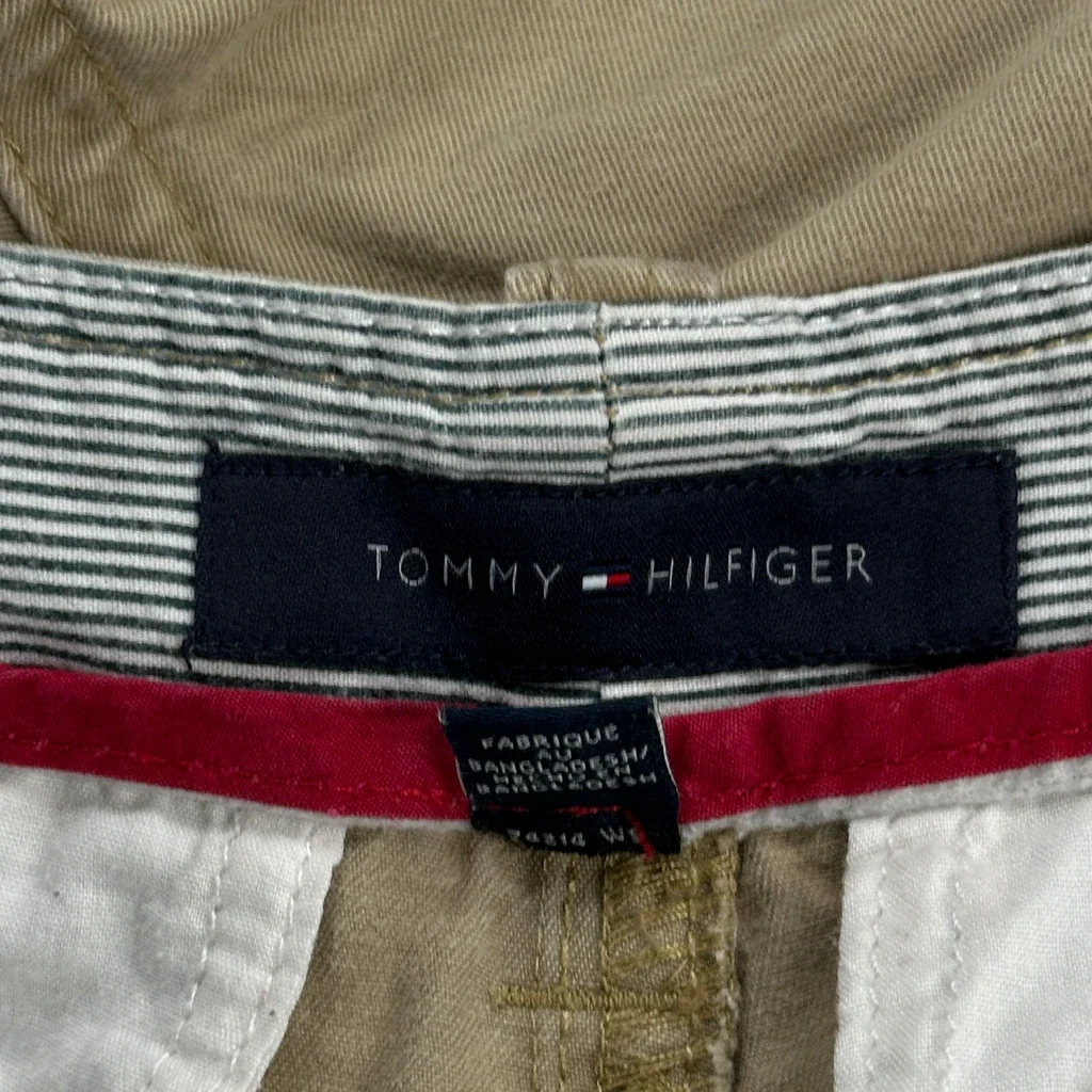 Tommy Hilfiger Cargo Shorts - 32W 9L Beige Cotton - Image 6
