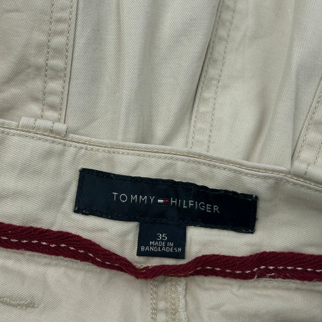 Tommy Hilfiger Pleated Cargo Shorts - 34W 11L Beige Cotton - Image 6