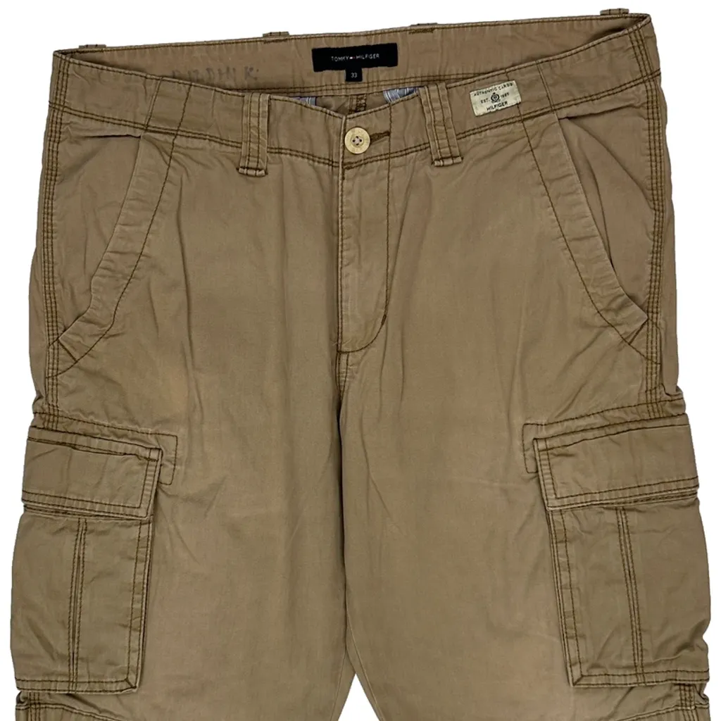 Tommy Hilfiger Cargo Shorts - 33W 10L Khaki Cotton - Image 10