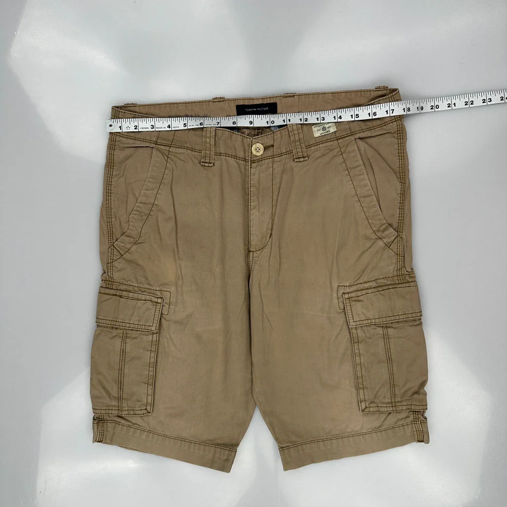 Tommy Hilfiger Cargo Shorts - 33W 10L Khaki Cotton - Image 3