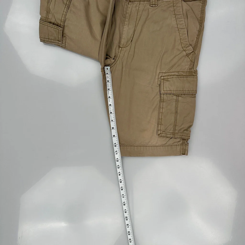 Tommy Hilfiger Cargo Shorts - 33W 10L Khaki Cotton - Image 5