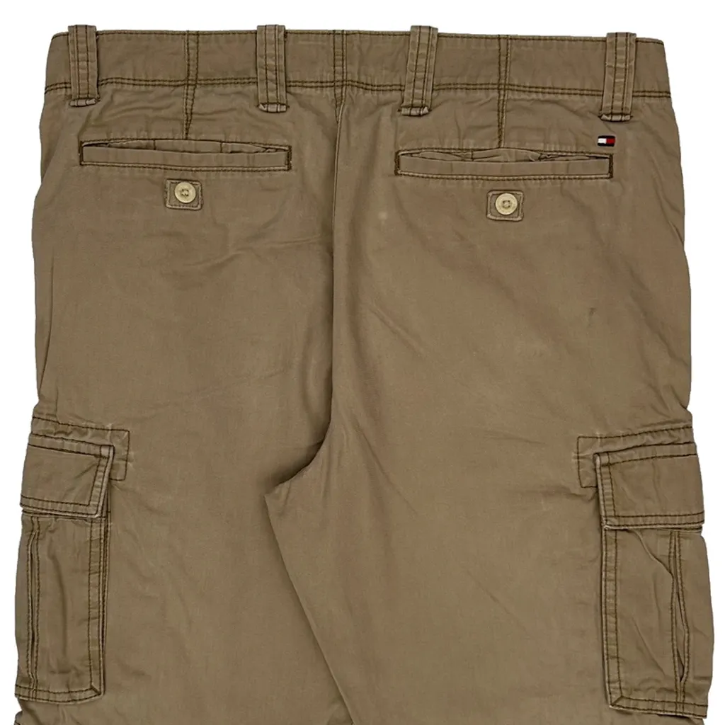 Tommy Hilfiger Cargo Shorts - 33W 10L Khaki Cotton - Image 8