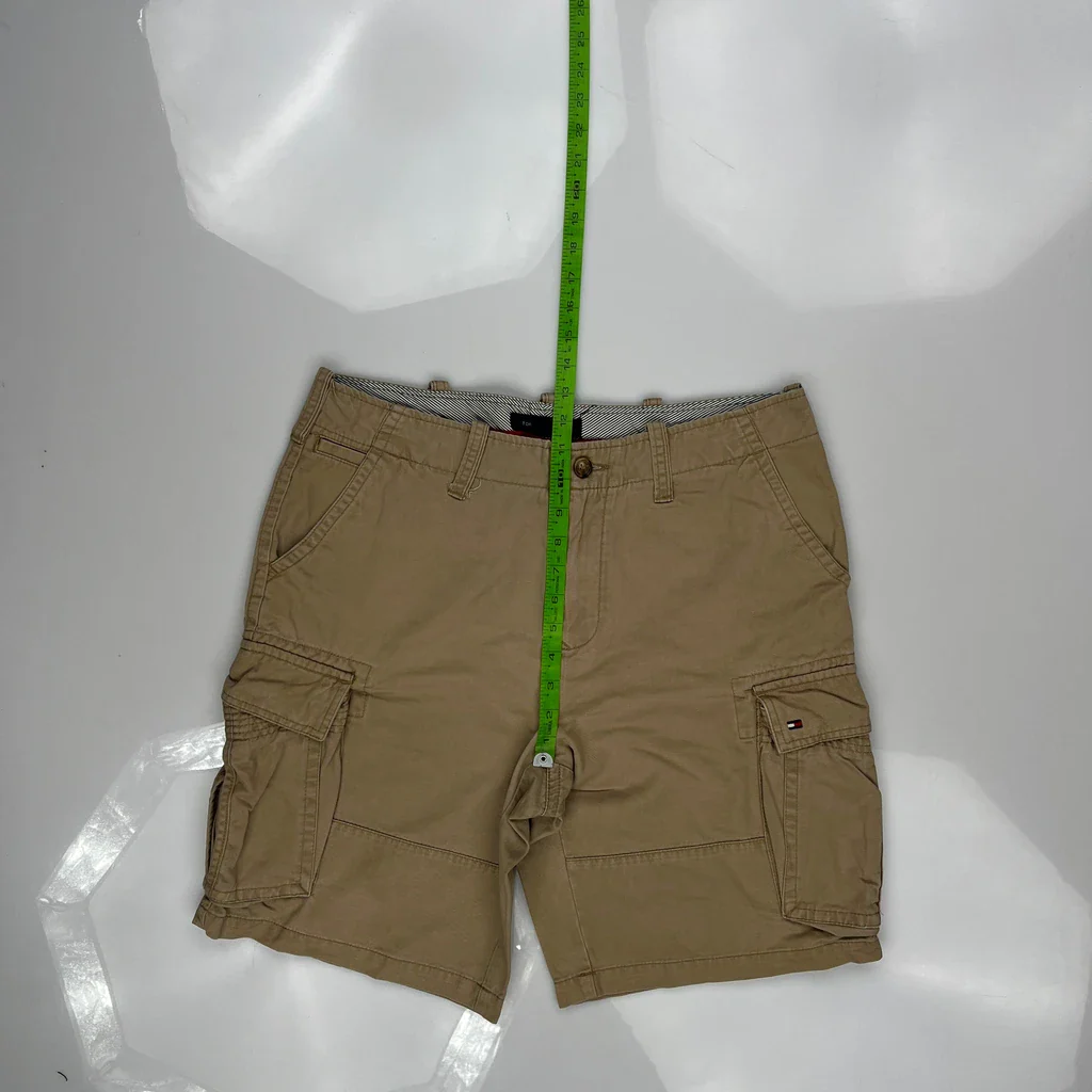 Tommy Hilfiger Cargo Shorts - 34W 9L Khaki Cotton - Image 4