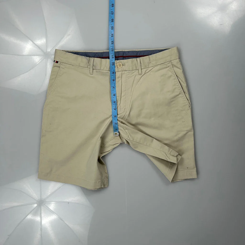 Tommy Hilfiger Chino Shorts - 33W 9L Beige Cotton - Image 4