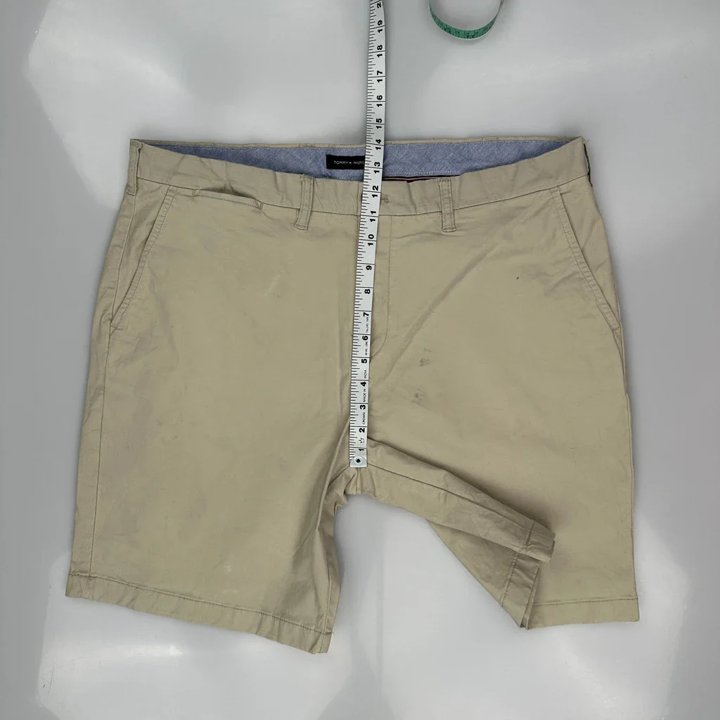 Tommy Hilfiger Chino Shorts - 38W 9L Beige Cotton - Image 4