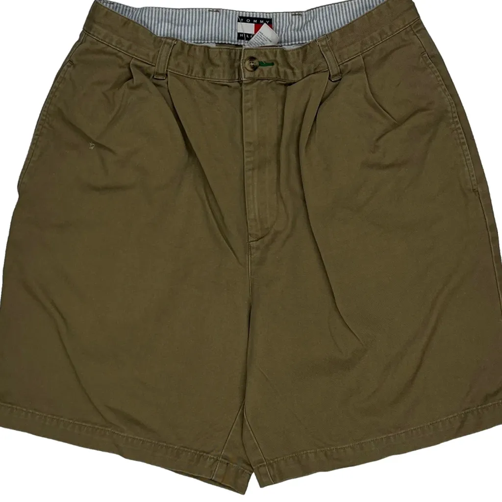 Tommy Hilfiger Pleated Chino Shorts - 28W 7L Khaki Cotton - Image 9