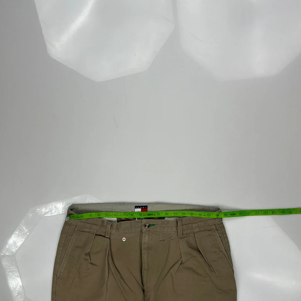 Tommy Hilfiger Pleated Chinos - 36W 29L Khaki Cotton - Image 4
