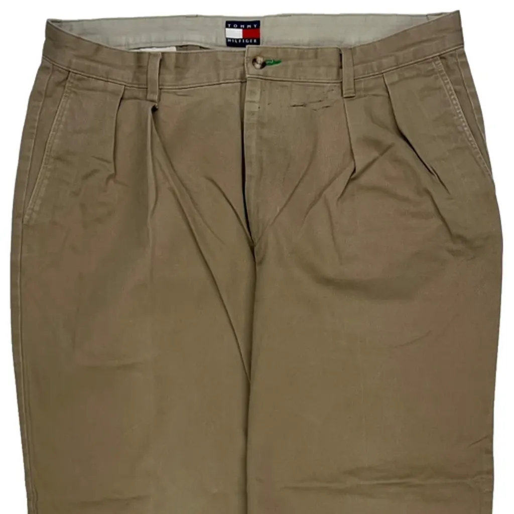Tommy Hilfiger Pleated Chinos - 36W 29L Khaki Cotton - Image 8