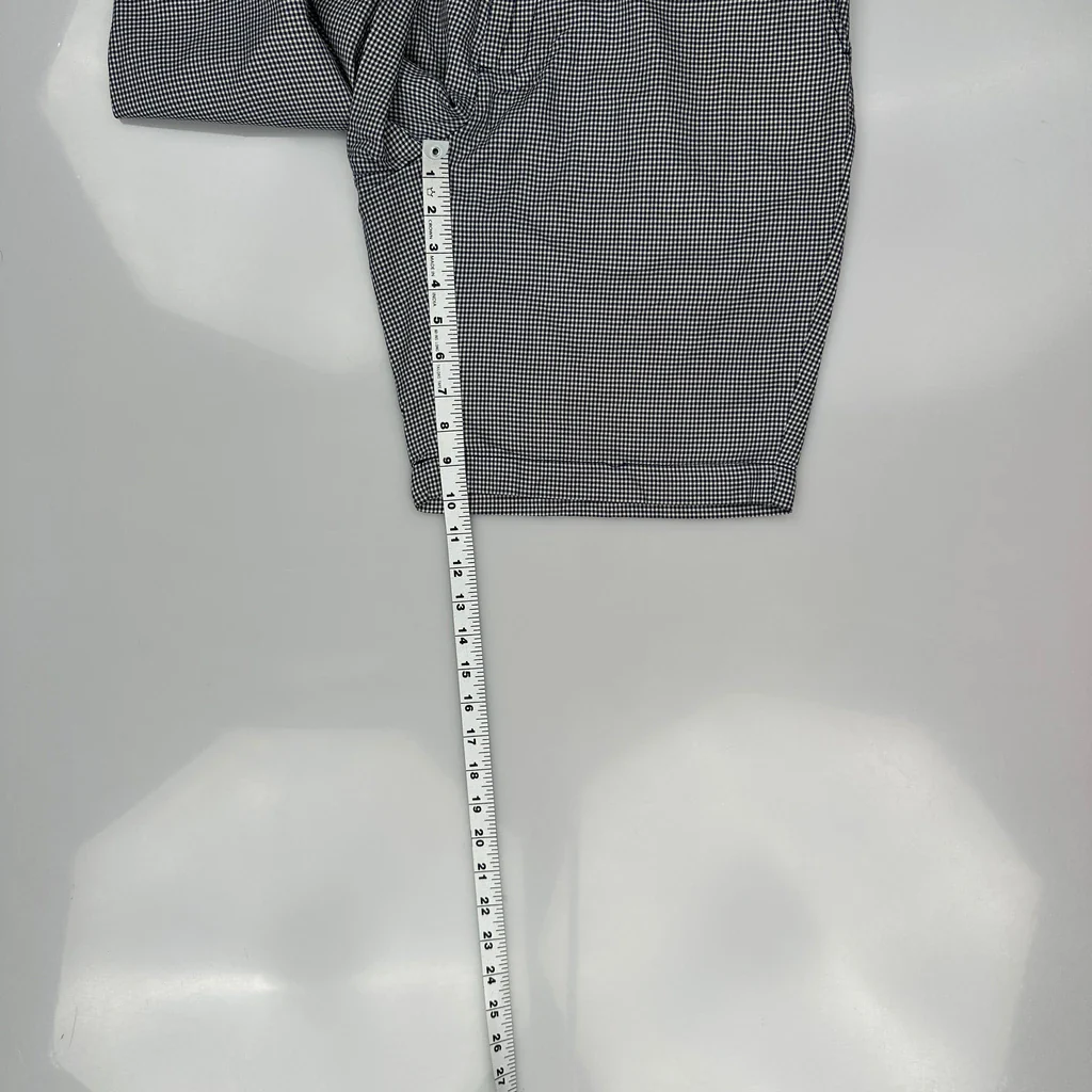 Tommy Hilfiger Checked Shorts - 34W 9L Black & White Cotton - Image 5