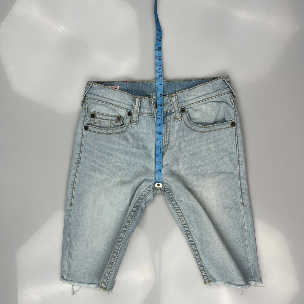 True Religion Denim Shorts - 32W 12L Light Wash Denim - Image 4