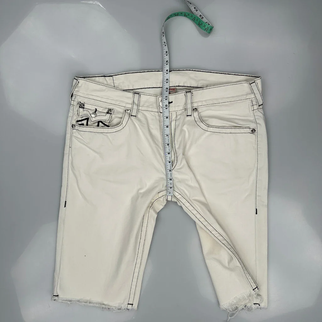 True Religion Contrast Stitch Denim Shorts - 42W 15L White Cotton - Image 4