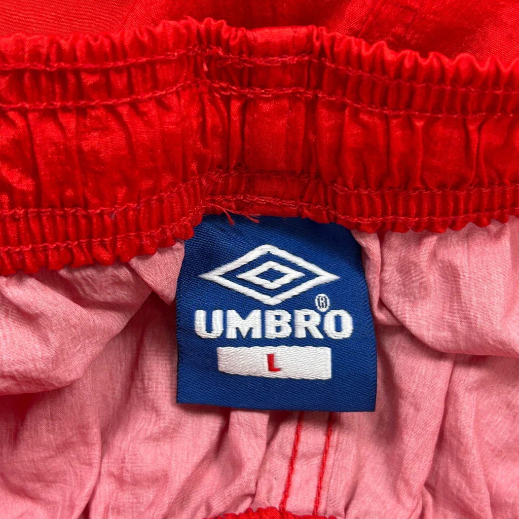 Umbro Sport Shorts - Large Red Polyester - Image 3