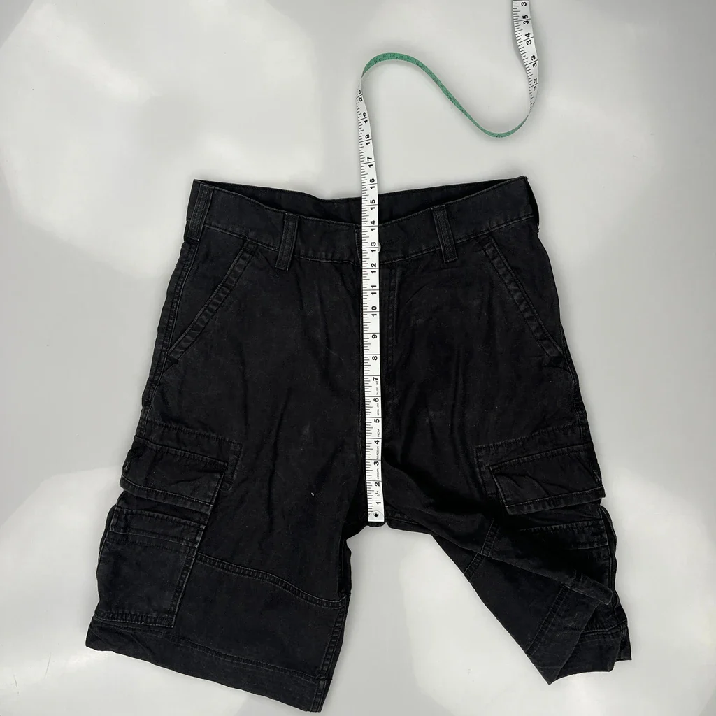 Unbranded Cargo Shorts - 32W 11L Black Cotton - Image 4
