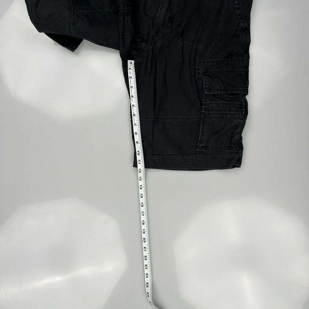 Unbranded Cargo Shorts - 32W 11L Black Cotton - Image 5