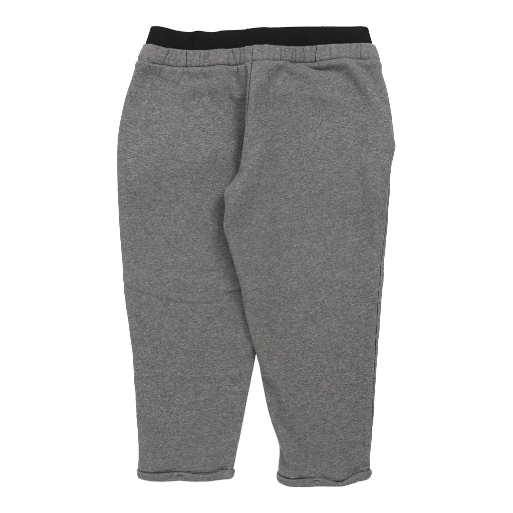 3/4 length Crane Sport Shorts - Medium Grey Cotton - Image 2