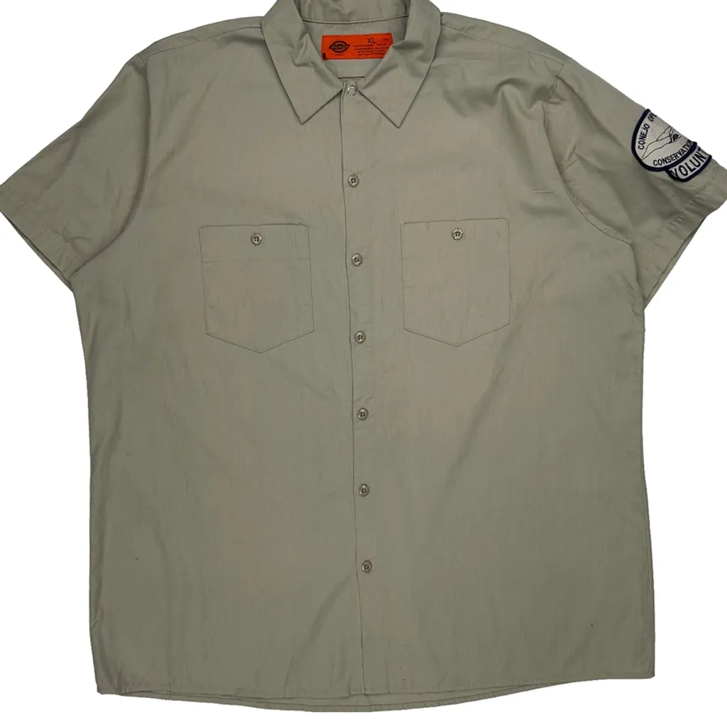 Volunteer Patch On Sleeve Dickies Short Sleeve Shirt - XL Khaki Polyester Blend - Image 5