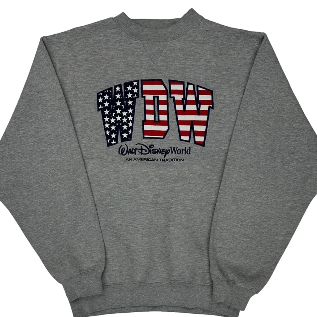 Walt Disney World Disney Graphic Sweatshirt - Small Gray Polyester Blend - Image 4