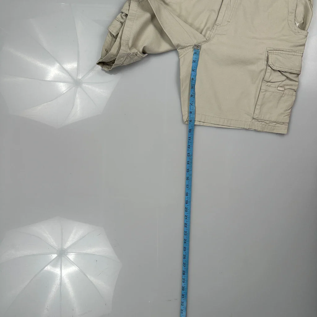 Woolrich Cargo Shorts - 32W 8L Beige Cotton - Image 5