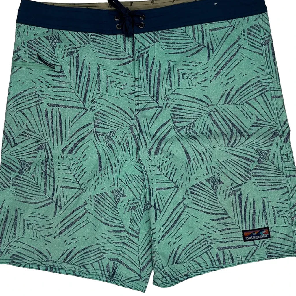 Worn Wear Patagonia Shorts - 38W 7L Green Nylon - Image 9