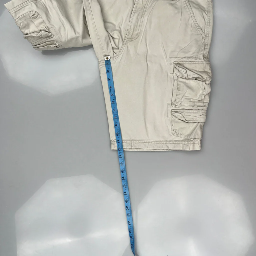 Wrangler Cargo Shorts - 33W 10L Beige Cotton - Image 5