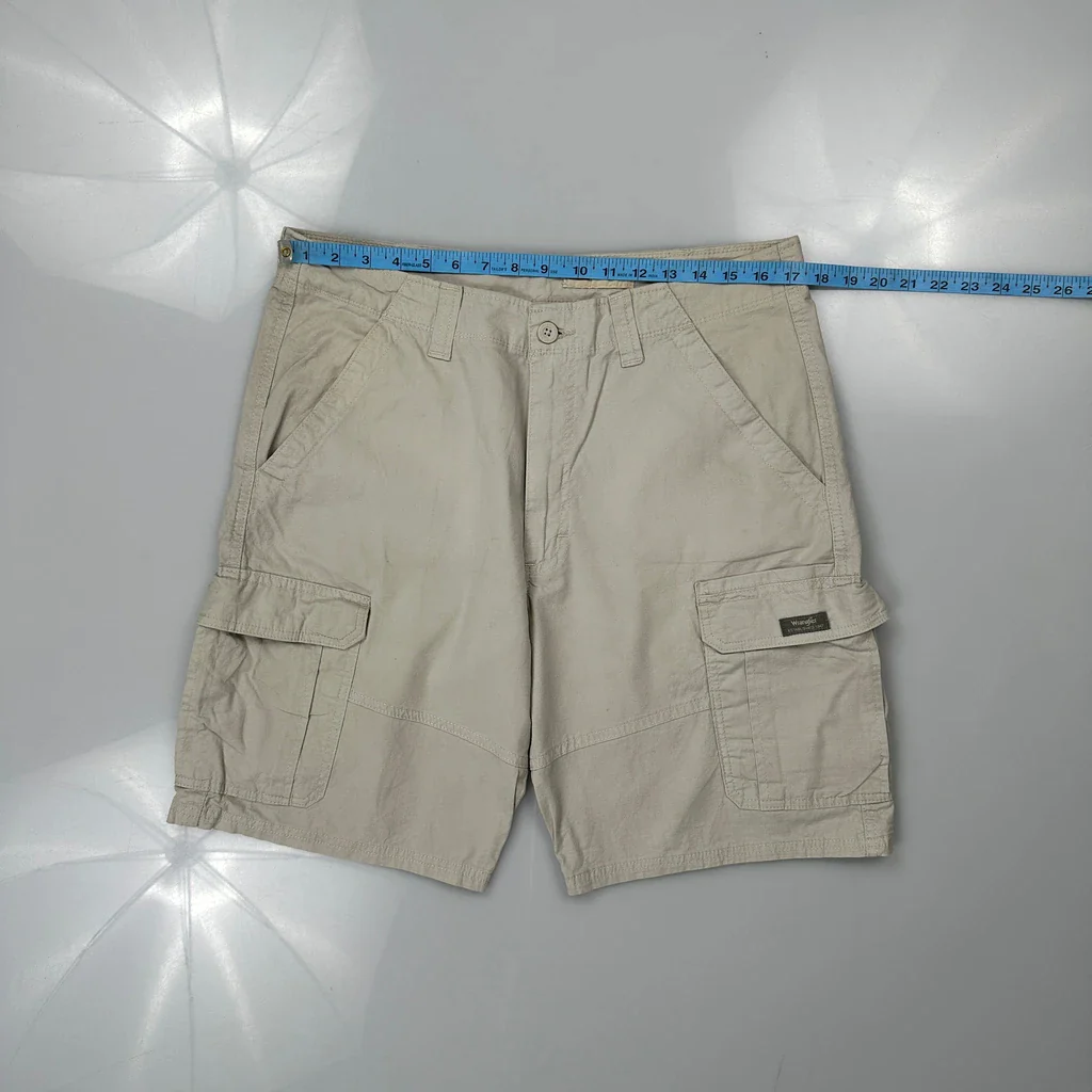 Wrangler Cargo Shorts - 34W 10L Beige Cotton - Image 3