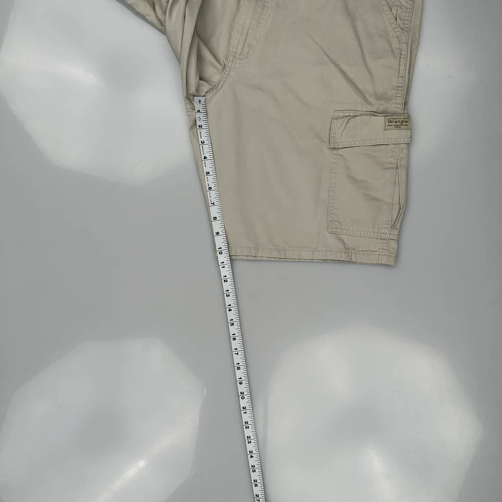 Wrangler Cargo Shorts - 34W 9L Beige Cotton - Image 5