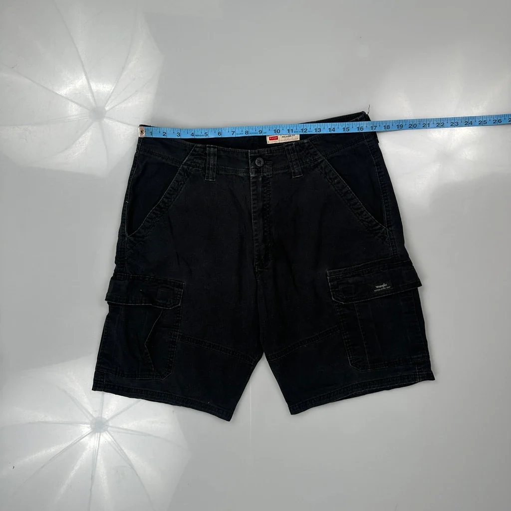 Wrangler Cargo Shorts - 33W 10L Black Cotton - Image 3