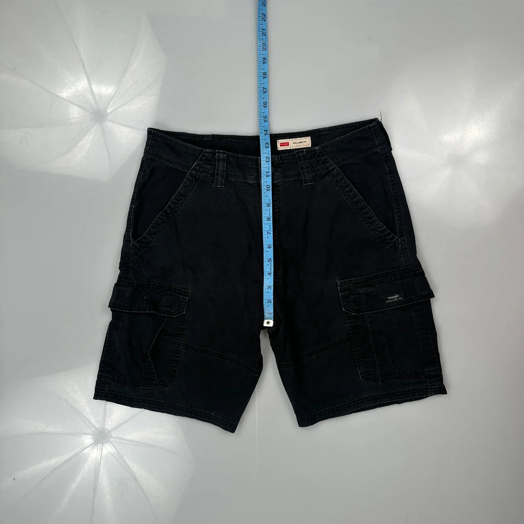 Wrangler Cargo Shorts - 33W 10L Black Cotton - Image 4