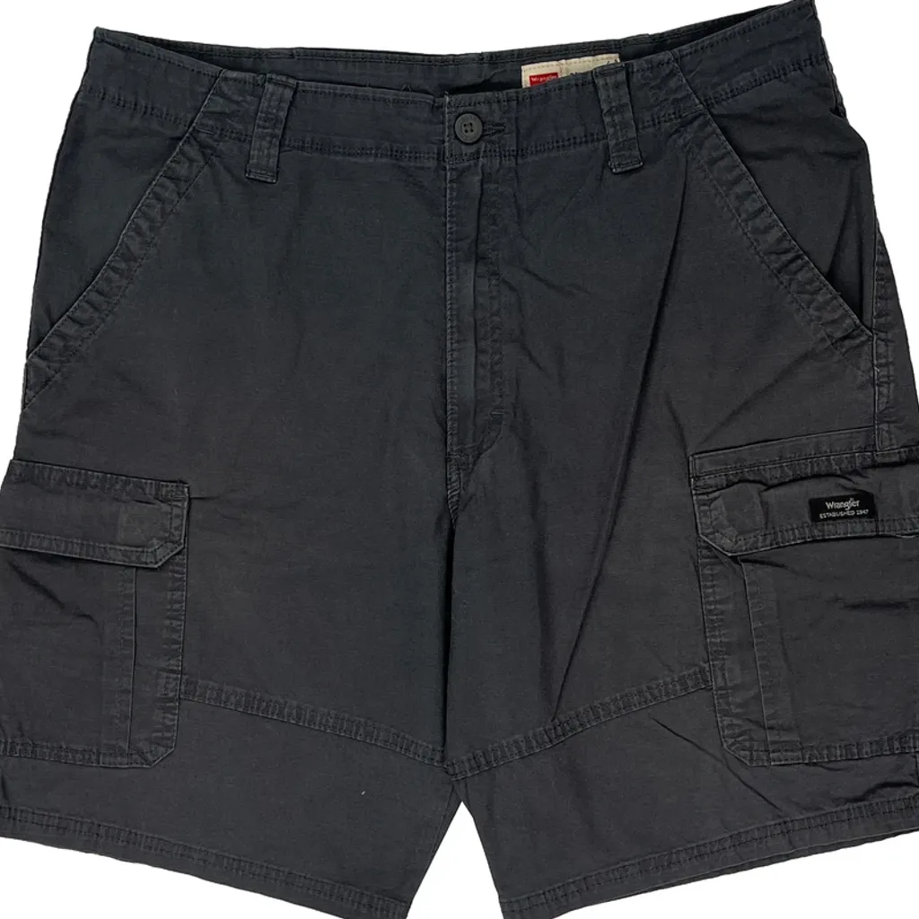 Wrangler Cargo Shorts - 36W 10L Black Cotton - Image 9