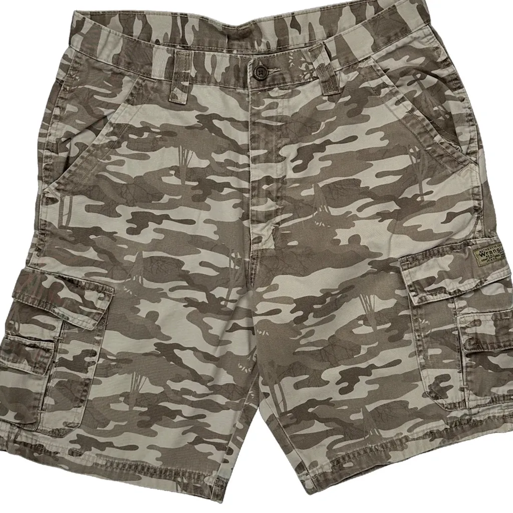 Wrangler Cargo Shorts - 31W 11L Camo Cotton - Image 10
