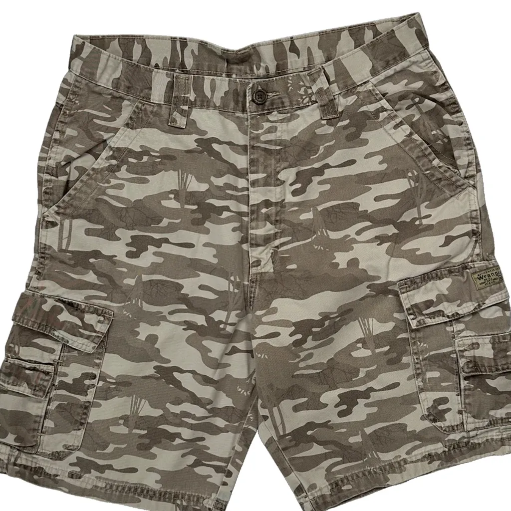Wrangler Cargo Shorts - 31W 11L Camo Cotton - Image 9